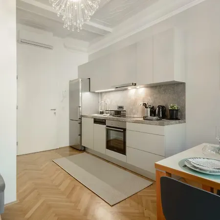 Prestige Apartma *
